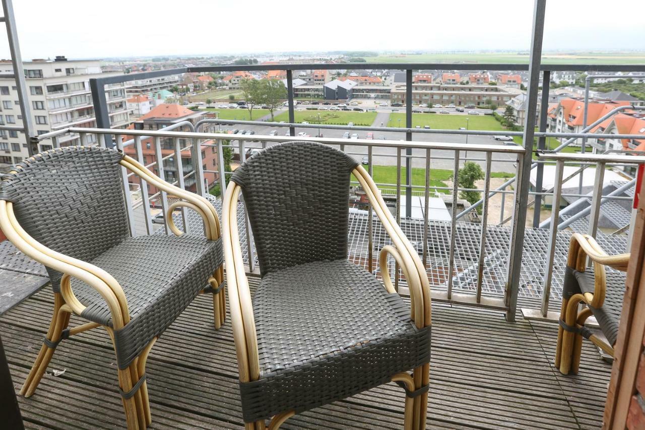 Hotel De Zeebries Budget Middelkerke Exterior photo